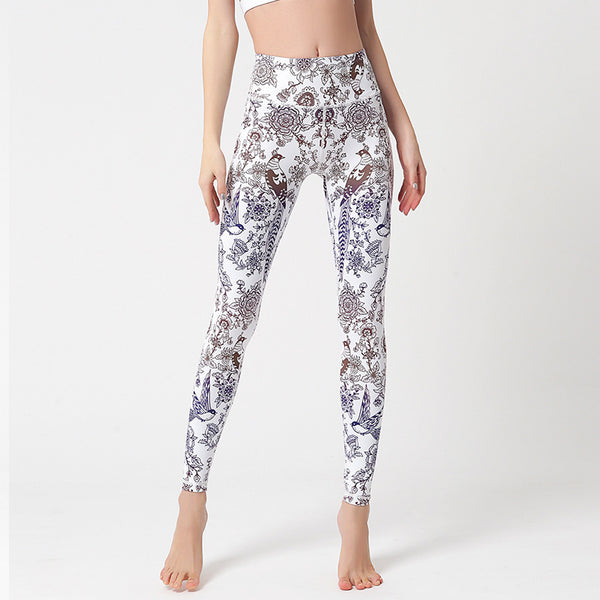 Elevated Comfort Yoga Crop Pants for an Active Lifestyle